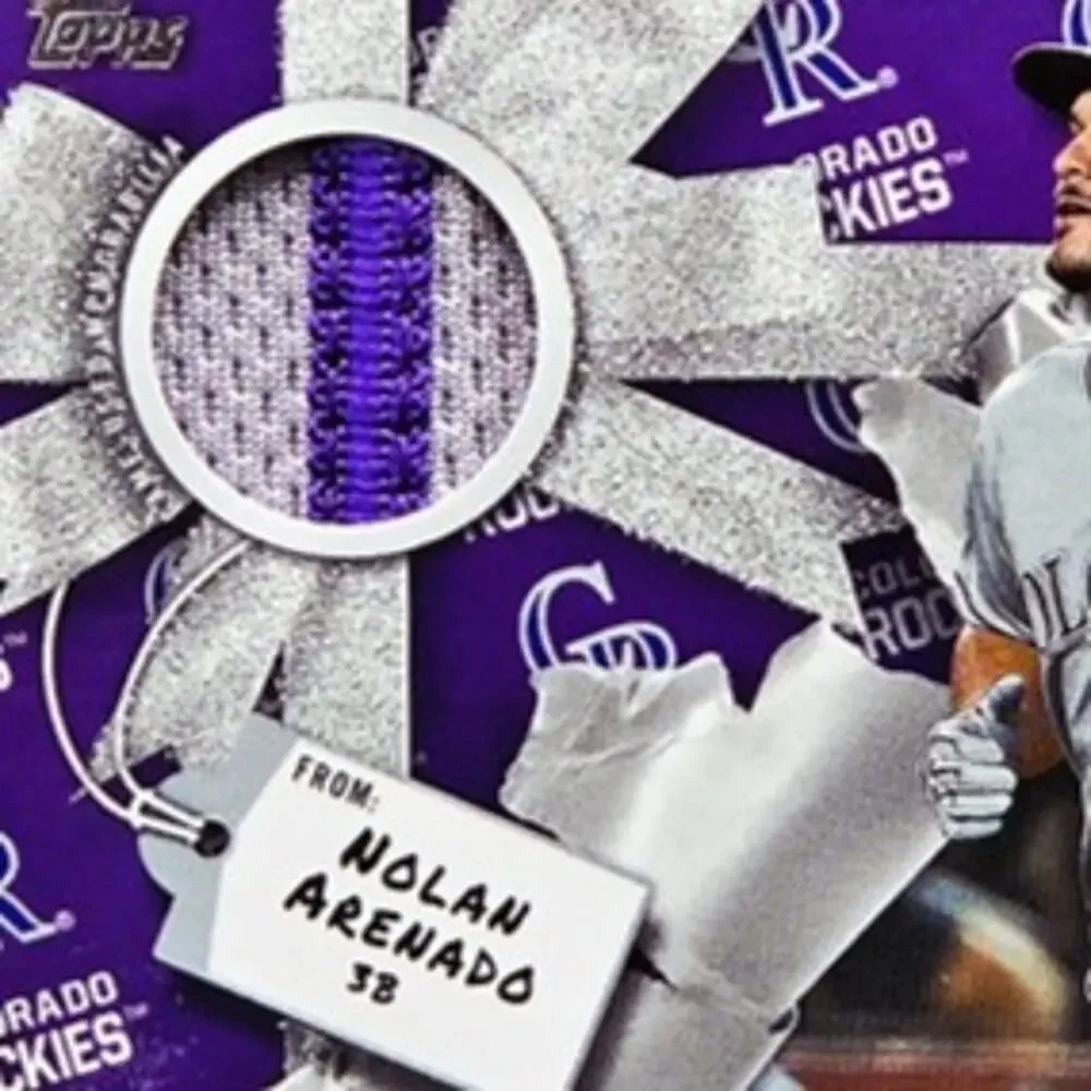 Nolan Arenado Topps Holiday Silver Relic 04/10 SSP Stripe Patch Rockies, Arizona - Picture 2 of 4